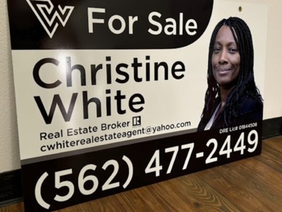 Real Estate Signs Photo